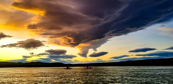Kayactivists and Sunset on the Río Santa Cruz