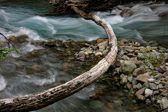 A Bend in the River