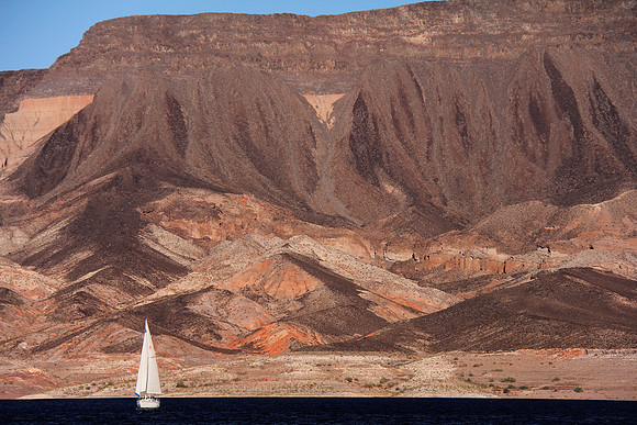Lake Mead Contrast